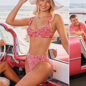 CUPSHE when in Rome abract bikini TOP ONLY  medium NWT